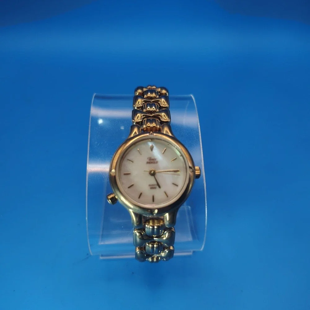 Vintage‎ 1993 Timex Indiglo Mother of Pearl 27mm Women's Quartz Watch Size 5.5